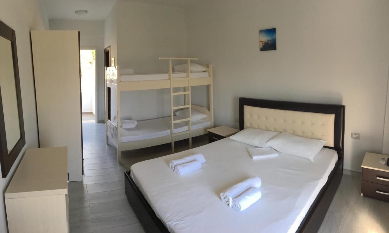 Sea View Hotel Dhermi Exterior photo