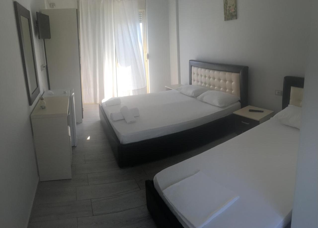 Sea View Hotel Dhermi Exterior photo