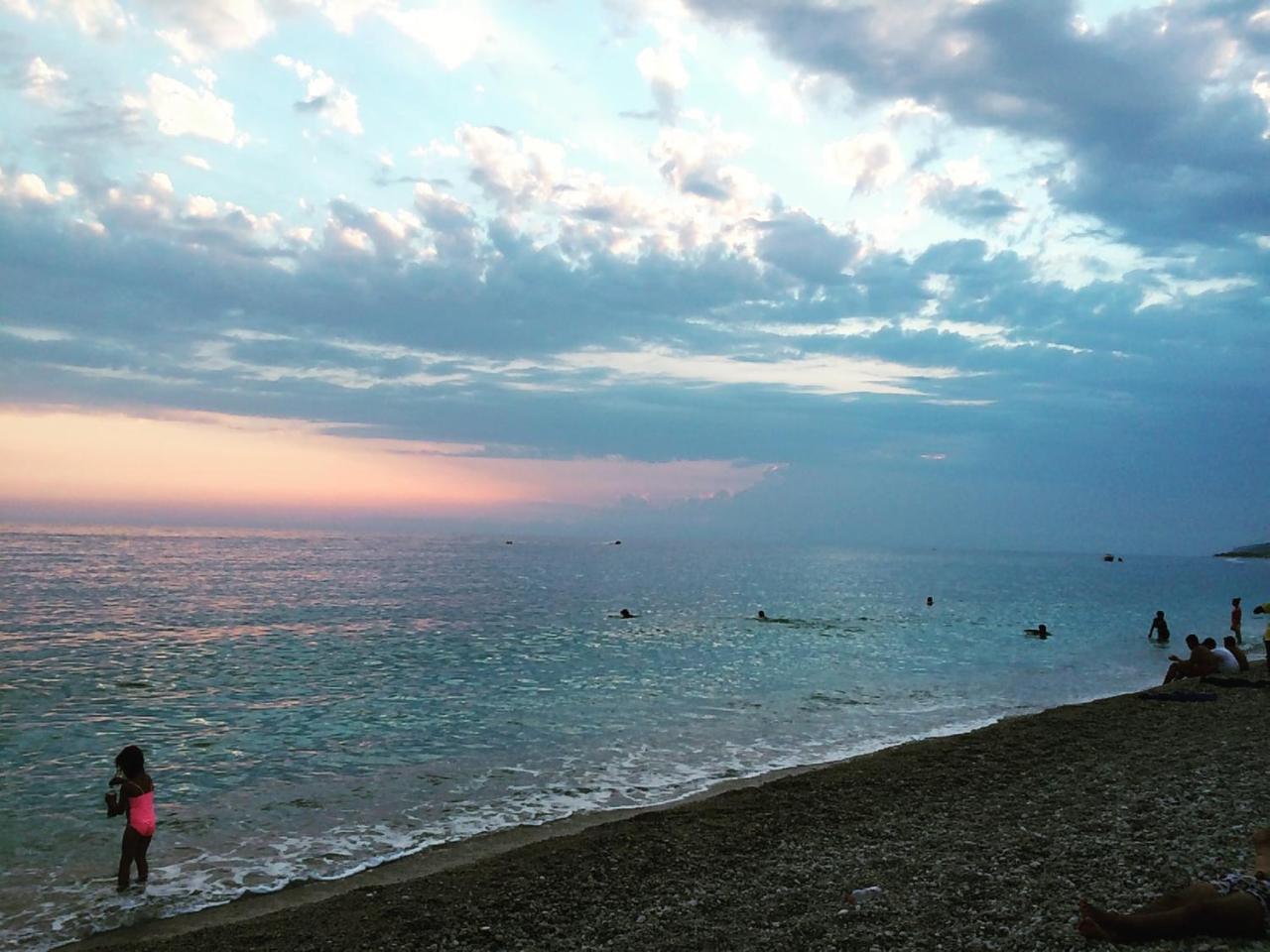 Sea View Hotel Dhermi Exterior photo