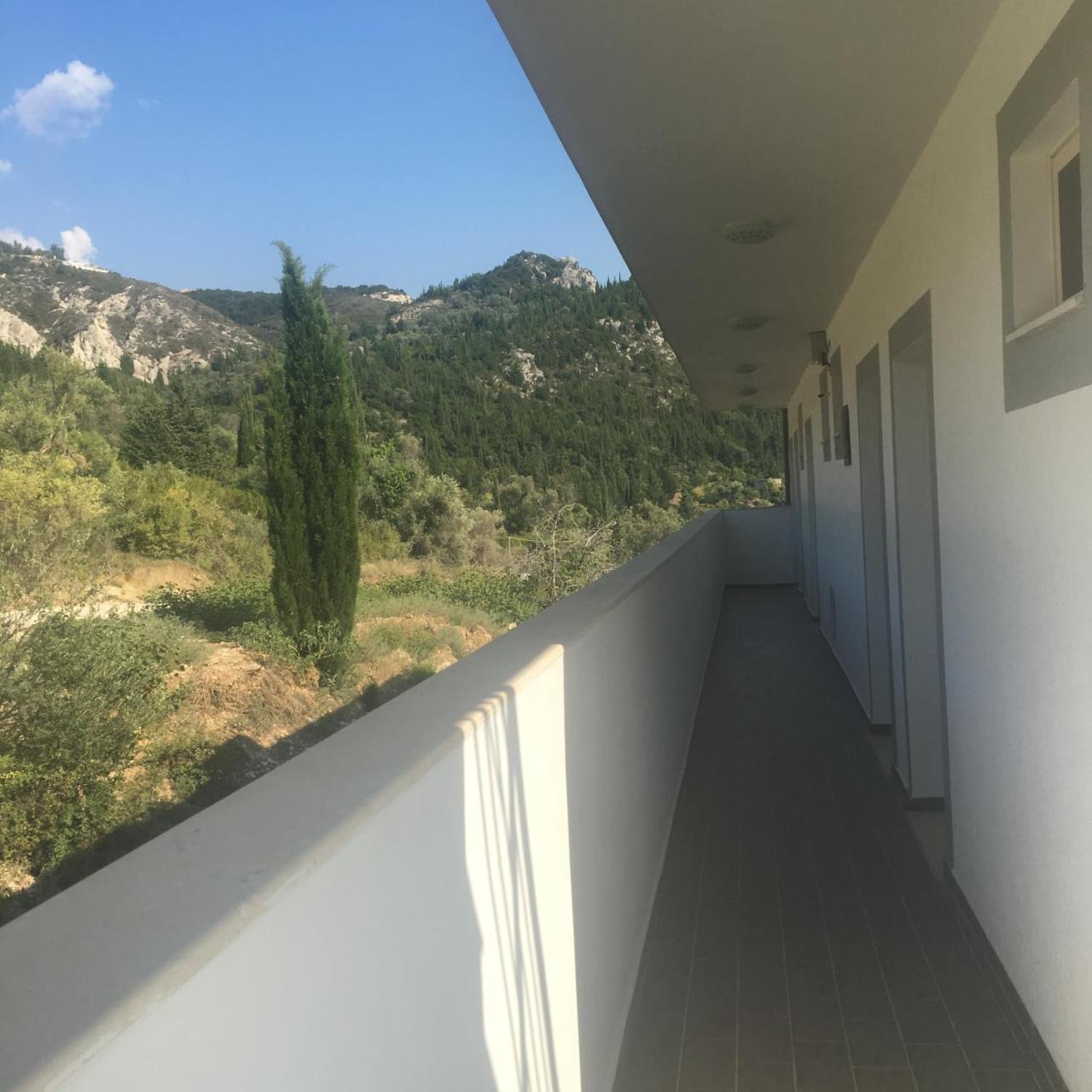Sea View Hotel Dhermi Exterior photo