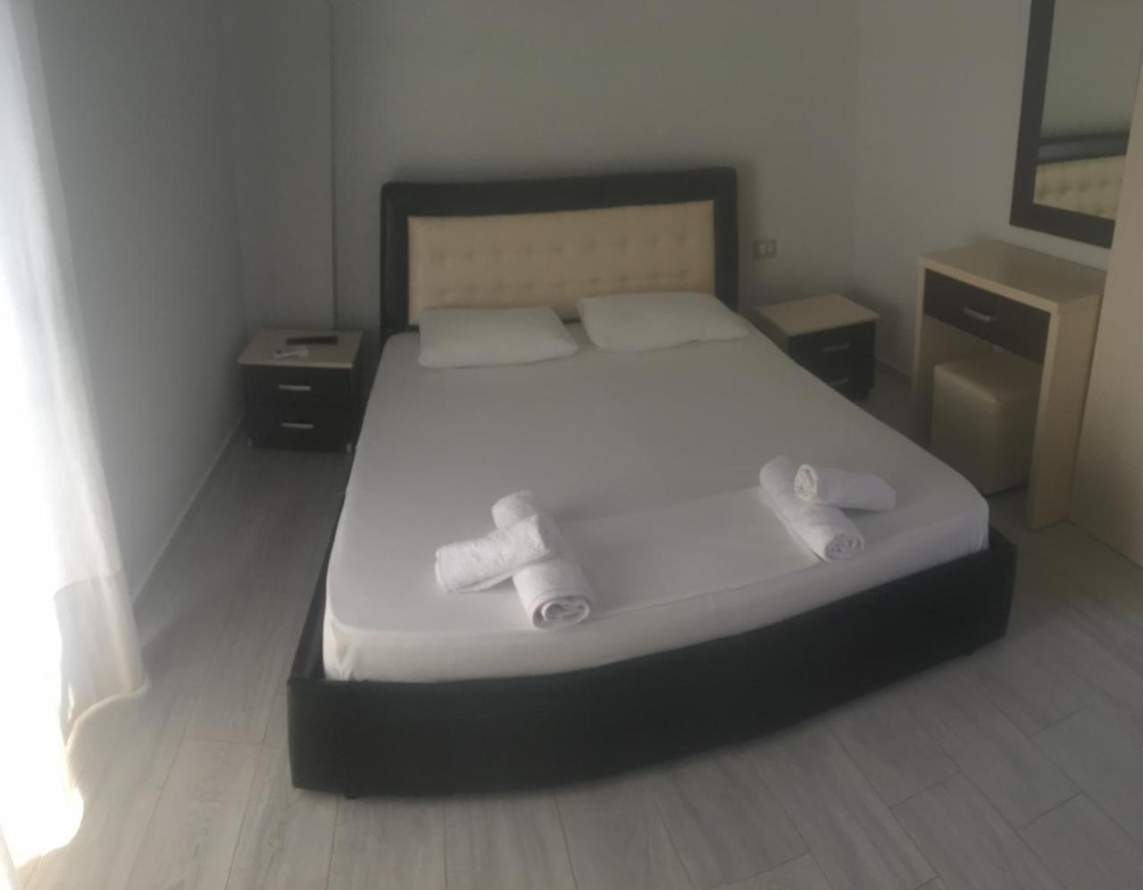 Sea View Hotel Dhermi Exterior photo